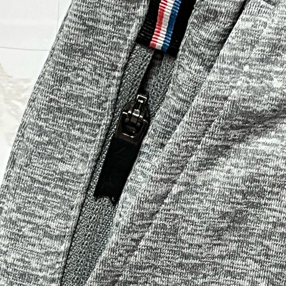 Fourlaps Stratus short in grey heather, size M - Picture 4 of 11